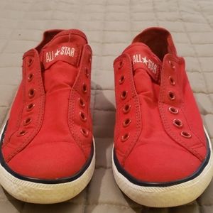 Converse tennis shoes